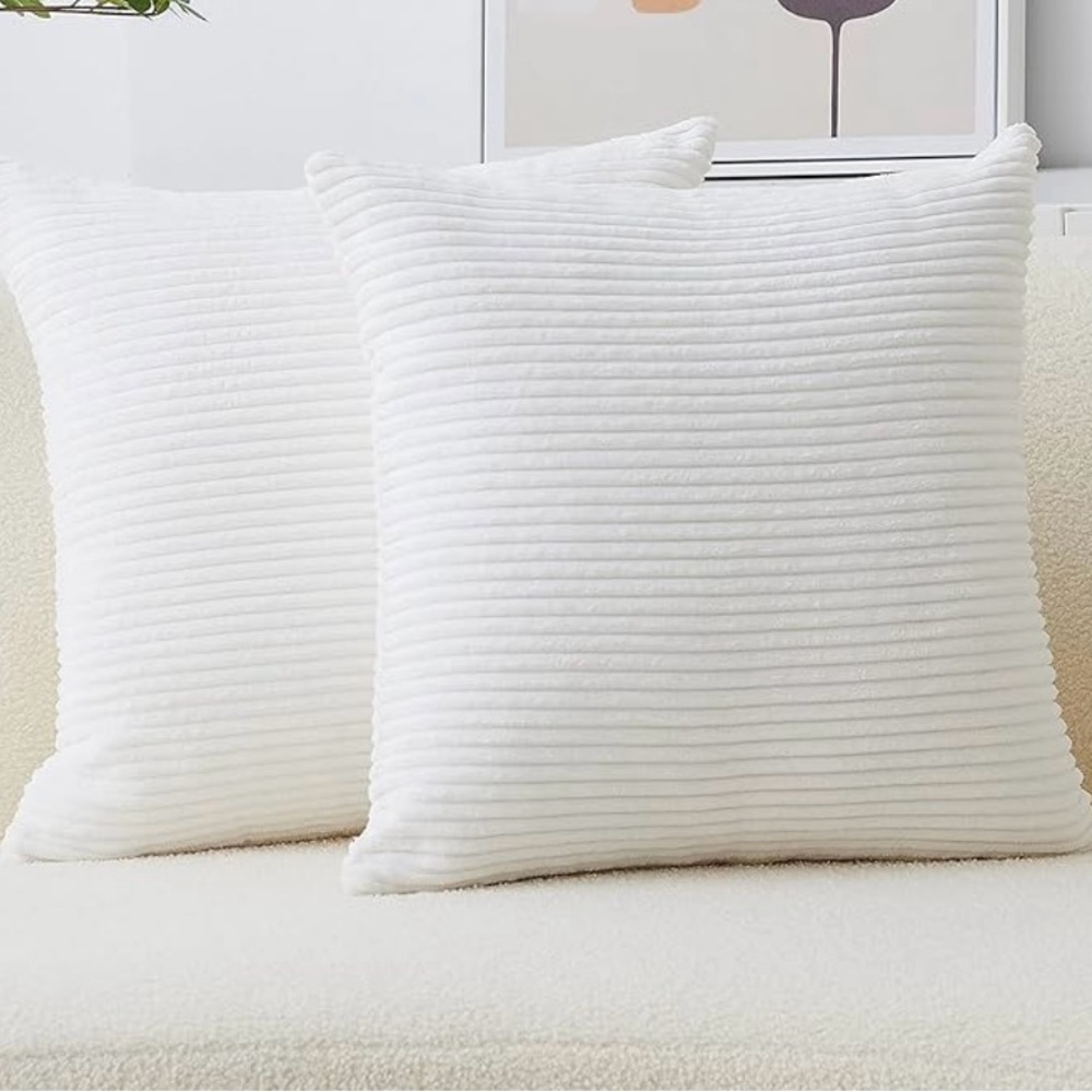2 decorative home brilliant pillow covers 20X20
creamy white